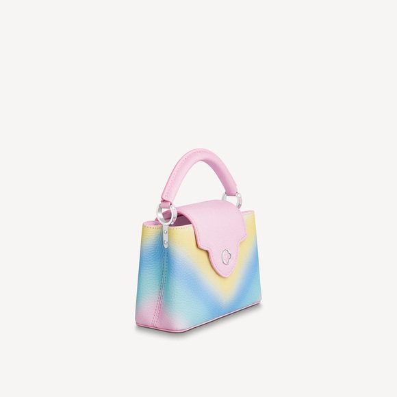 Louis Vuitton Capucines Mini - Picture 10 of 14